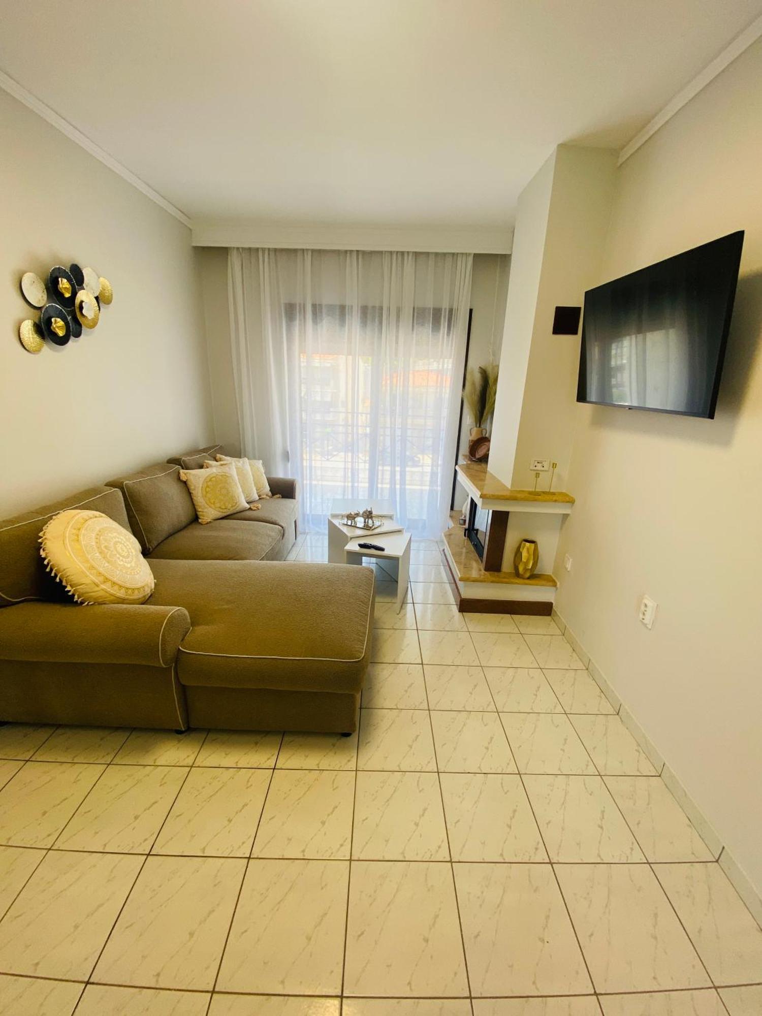 Peramore Apartment Néa Péramos Exteriér fotografie